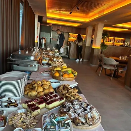 Gold מלון דירות *